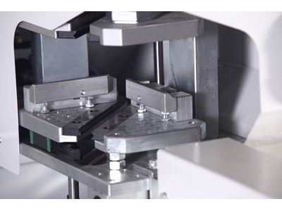 0.2 mm Çift Köşe Kaynak Makinesi  - 1