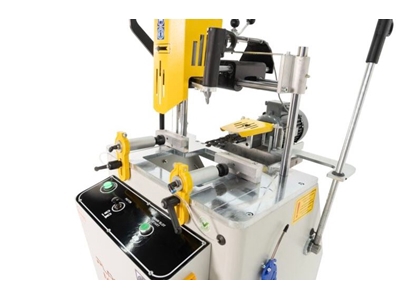 SÇ 501 Water Drainage Automatic Triple Collar Punching Machine