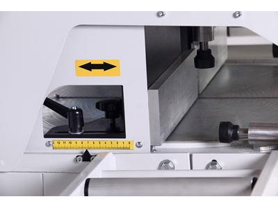 550 mm Full Otomatik Alüminyum Alttan Çıkma Kesim Makinası - 1