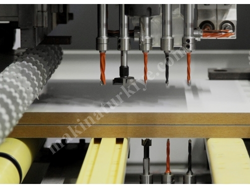Omaksan Modüler Mobilya 6 Yüzey Cnc Delik Delme Makinesi