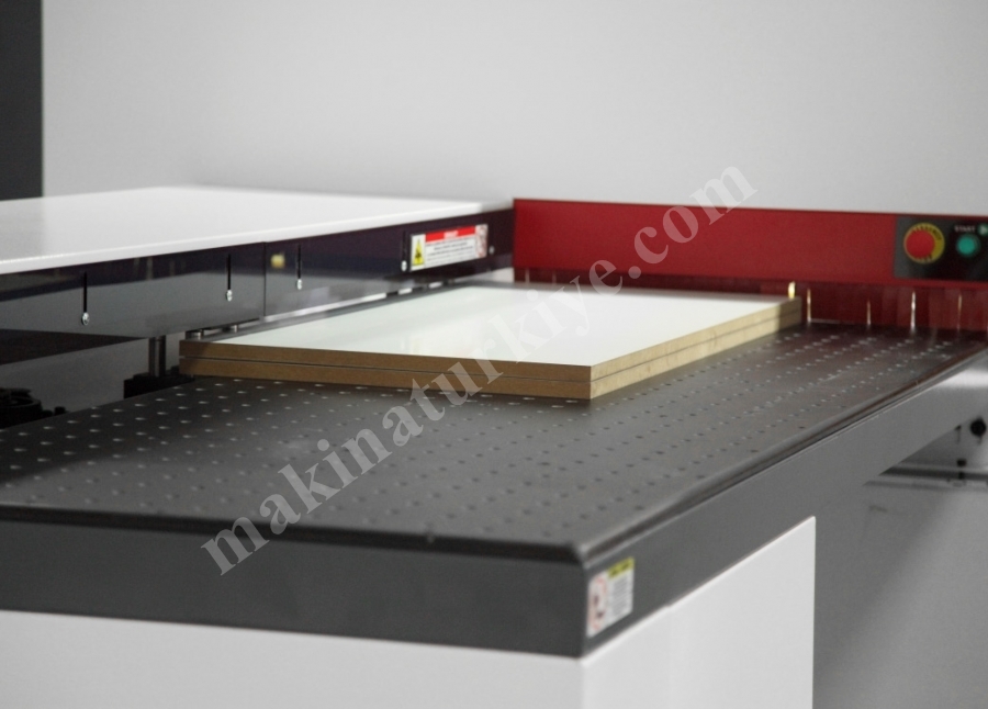Omaksan Modüler Mobilya 6 Yüzey Cnc Delik Delme Makinesi
