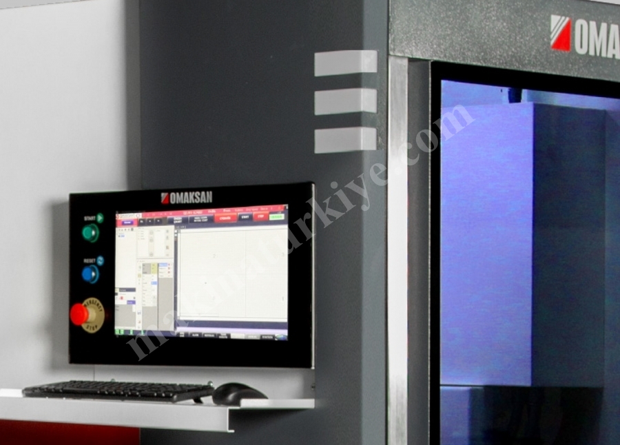 Omaksan 3000 Sl Cnc Esnek Delik Delme Ve Kanal Açma Makinası