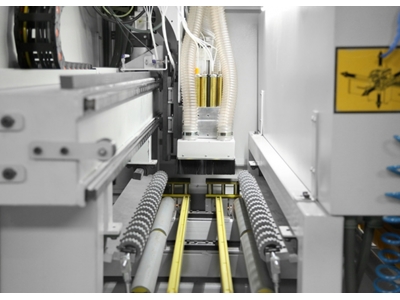 Omaksan 3000 Sl Cnc Esnek Delik Delme Ve Kanal Açma Makinası - 4