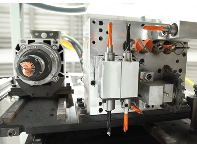 Cnc Esnek Delik Delme Ve Freze Makinası - 3