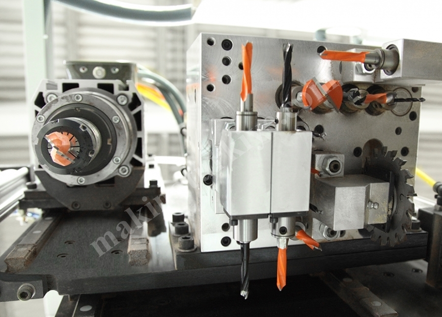 Cnc Esnek Delik Delme Ve Freze Makinası