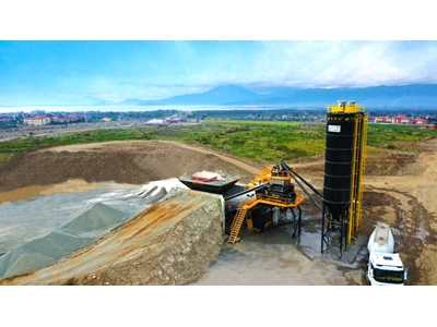 100 m3 / Hour Mobile Concrete Plant - 1