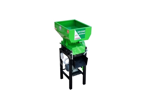 500-900 kg /saat  Kapasiteli Elektrikli Yem Ezme Makinası 