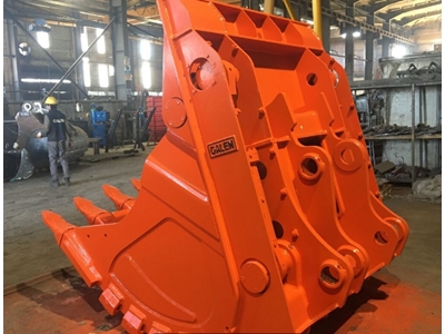 2.7 m³ Excavator Bucket - 0