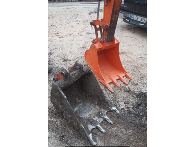 Hitachi 0.15 m³ Baggerlöffel - 1