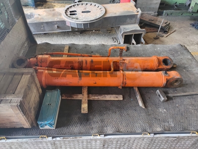 Ausleger-Rollen-Zylinder - 3