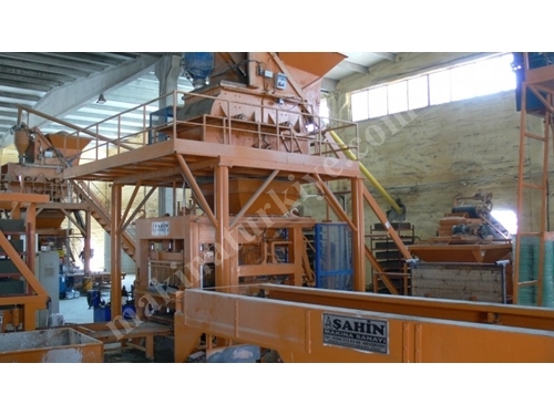 12'Li Otomatik Briket Ve Parke Makinası