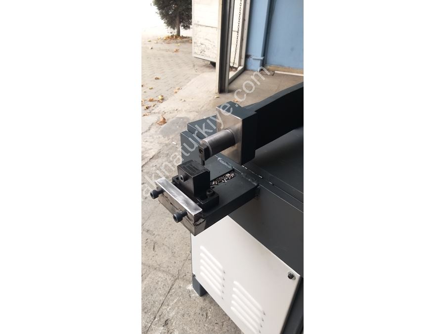 Wire Edge Cutting & Shaving Machine