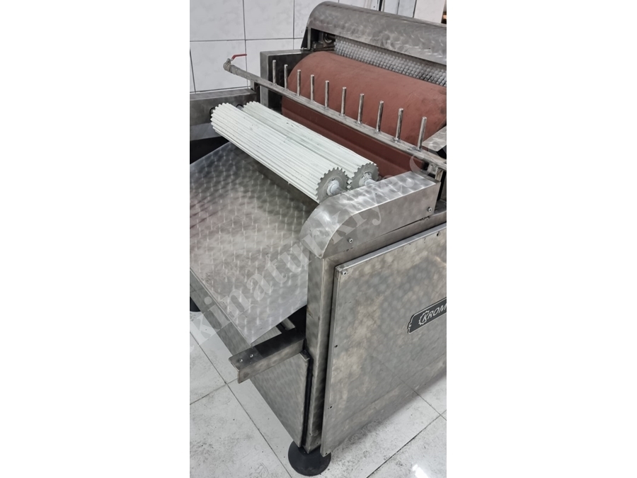 Kuzu Bağırsak Temizleme Makinası