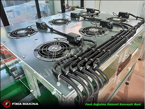 Conveyor Belt Systems with Fan System for Injection Machines
