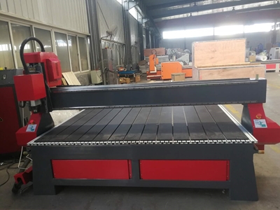 2000x4000x150 mm CNC Router - 1