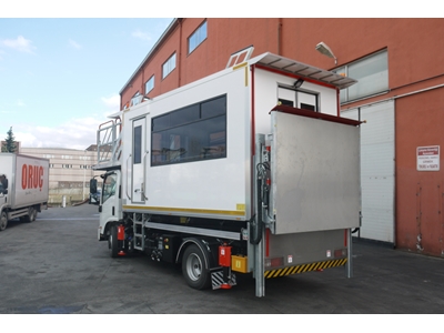 5041 Aircraft PRM Medical Lift/ Ambulift - 8