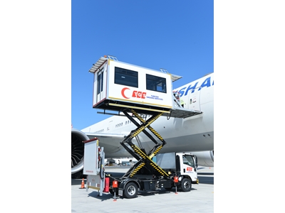 5041 Aircraft PRM Medical Lift/ Ambulift - 2