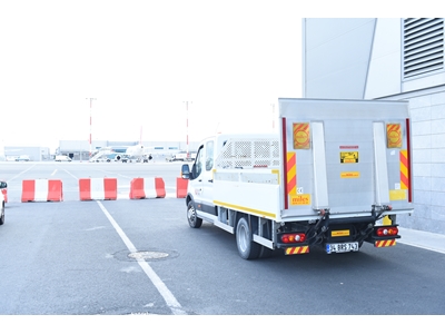 6021 Aircraft Tire Transfer Truck - 2