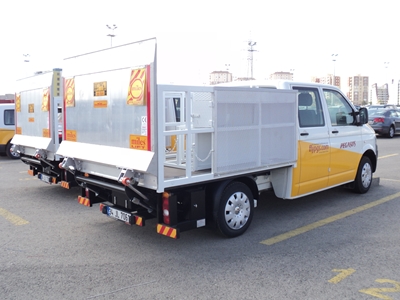 6021 Aircraft Tire Transfer Truck - 4