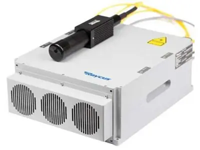 50 W Fiber Laser Source Resonator