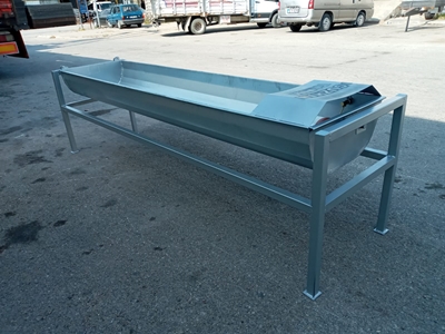 Umkehrbarer Tiertränke 60x250x25 cm - 16