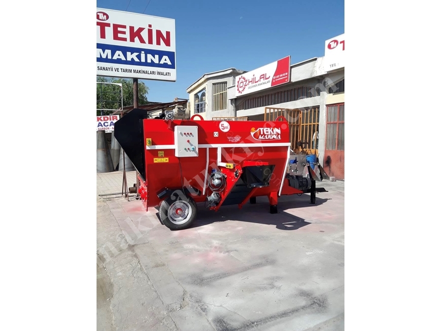 5 M3 Çekili Tip Elektrikli Yem Karma Makinası