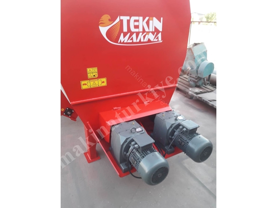 4 M3 Sabit Tip Elektrikli Yem Karma Makinası