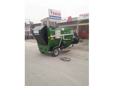 6 M3 Çekili Tip Elektrikli Yem Karma Makinası - 2