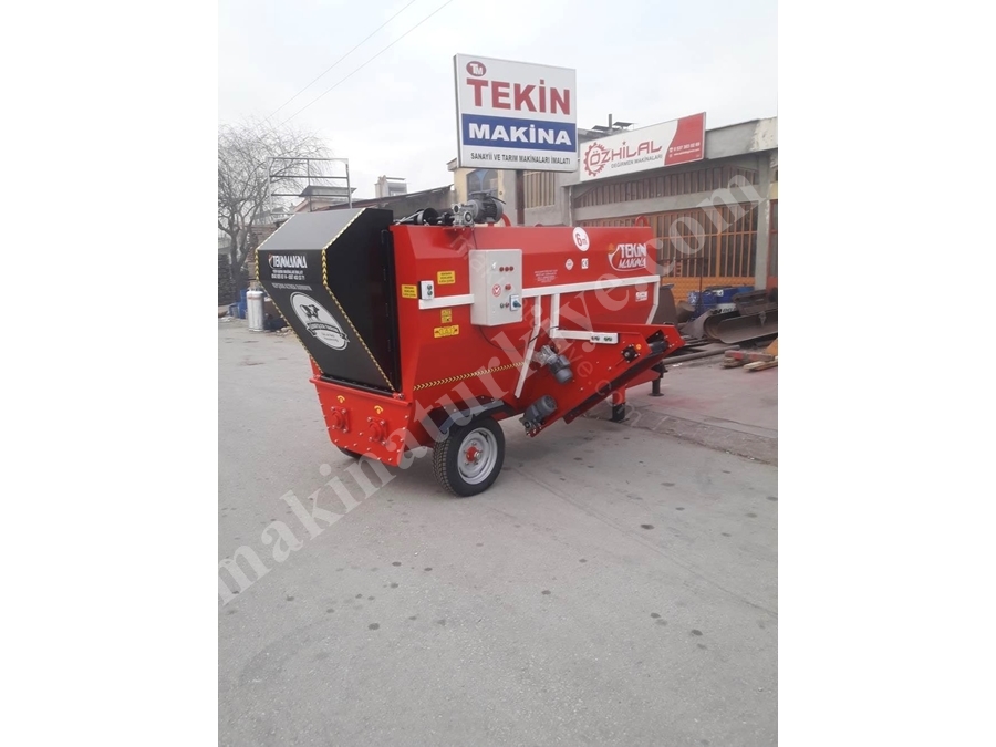 6 M3 Çekili Tip Elektrikli Yem Karma Makinası