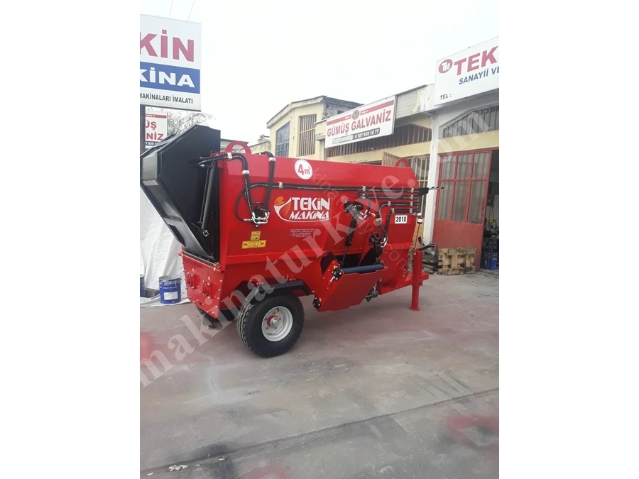 4 M3 Çekili Tip Yem Karma Makinası