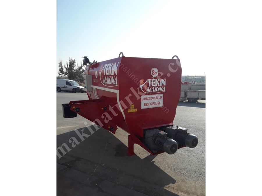 8 M3 Sabit Tip Elektrikli Yem Karma Makinası