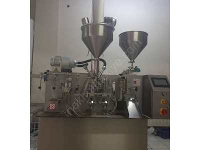 Horizontal Powder And Liquid Filling Machine - 2