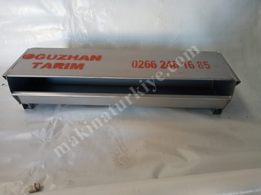 1 Meter Chicken Feeder