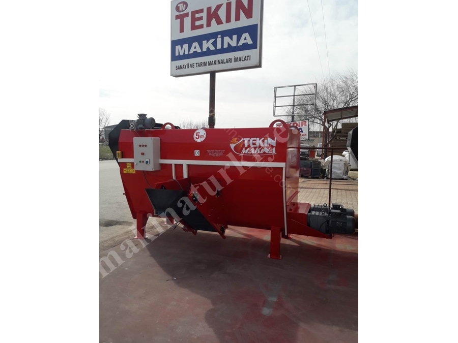 5 M3 Sabit Tip Elektrikli Yem Karma Makinası
