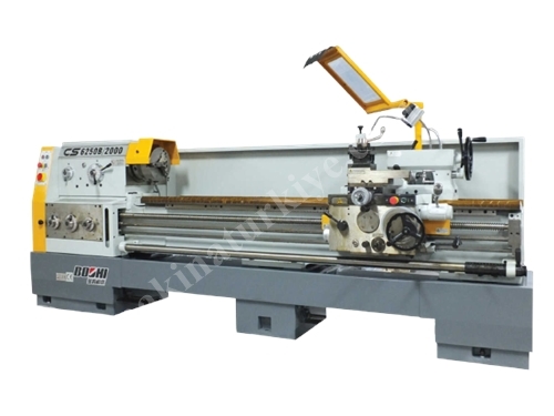 500 X 300Mm Universal Torna Tezgahı