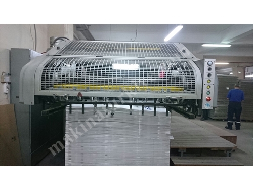 92 x 126 cm Automatic Box Cutting Machine