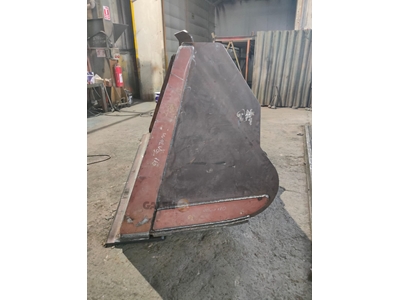 Volvo L110 Standard (General Purpose) Bucket - 2