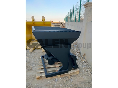 Hydraulic Salt and Sand Spreader Attachment - 6