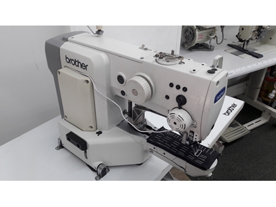 Direktantrieb 430F Brother Elektronische Stickmaschine - 1