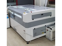 Machine de découpe laser sur bois à double tête de 1000 x 1600 150 Watt - 8