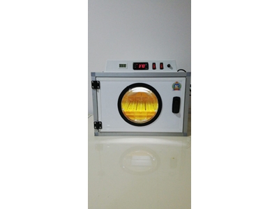 70's Fully Automatic Hobby Incubator Machine - 0