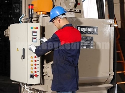 300 Kg Drum Type Sandblasting Machine - 1