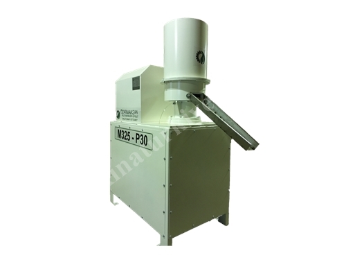 Feed Pellet Machine with a Capacity of 200-700 Kg/Hour
