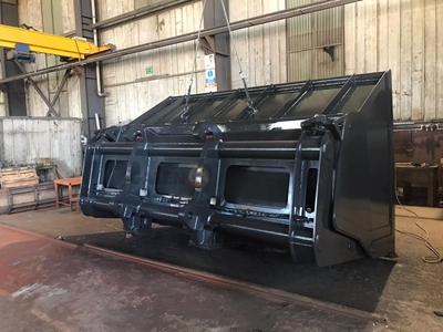 YDK100 High Cast Bucket - 7