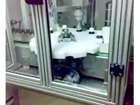 Machine automatique de fermeture de bouchons de bouteilles à 3600 unités/heure