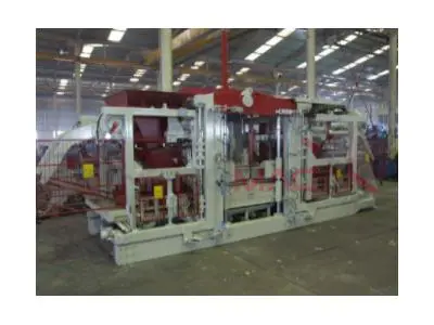 Çift Bunkerli Beton Parke Ve Briket Makinası