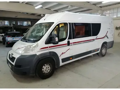 Peugeot Boxer Camper Motokaravan