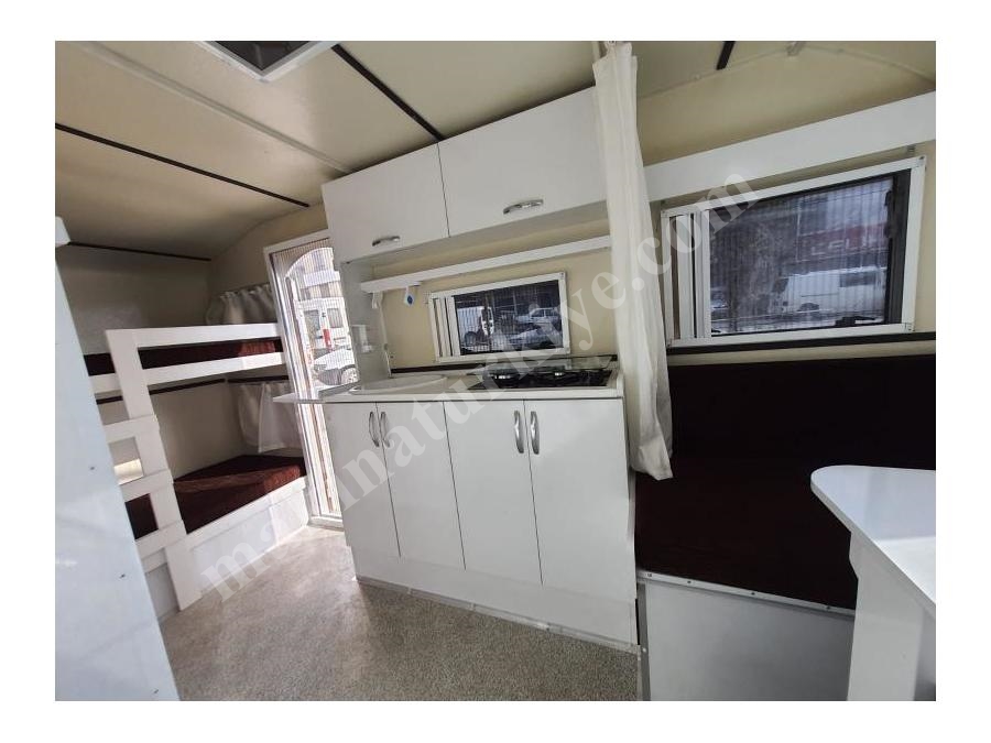4 Kişilik Çekme Karavan 440X200x200 Cm