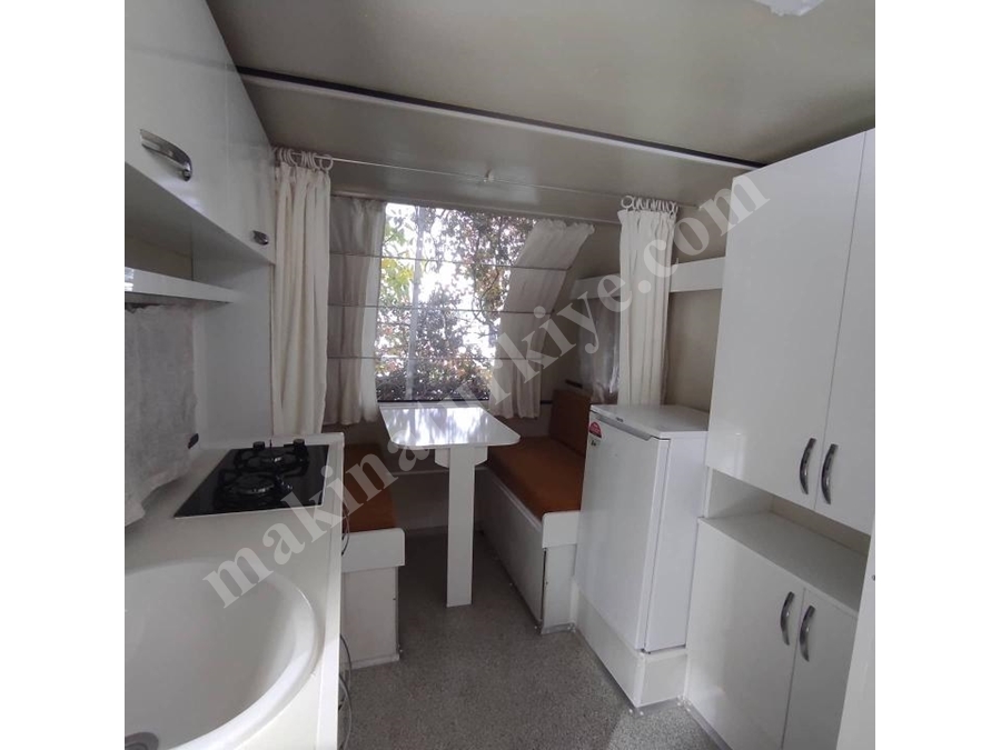 4 Kişilik Çekme Karavan 440X200x200 Cm