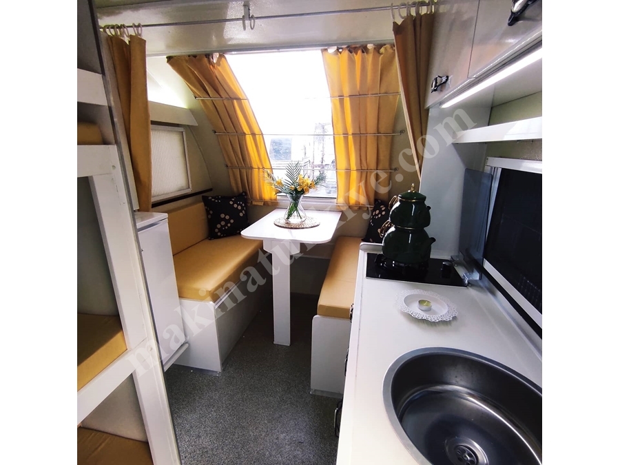 3 Kişilik Çekme Karavan 370X200x200 Cm